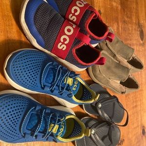 Crocs pacer flip flop loafer water shoe bundle